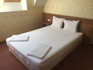 Отель Irish Hotel Шумен Большой двухместный номер с 1 кроватью-3